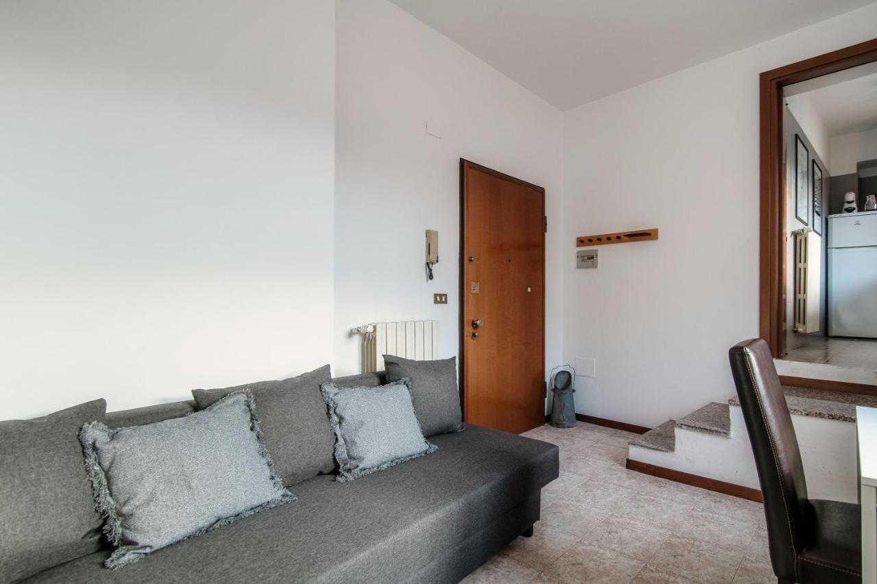 Apartment Piazza Roma By Quokka 360 - Historic Flat In The Centre Of Como Exterior foto